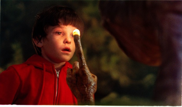 Henry Thomas and E.T., Glowing Finger