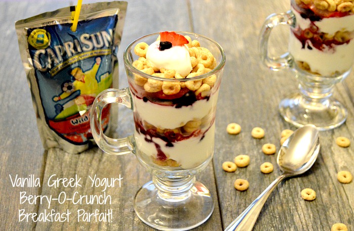 Vanilla Greek Yogurt Berry-O-Crunch Breakfast Parfait #PriceChopperB2S #shop