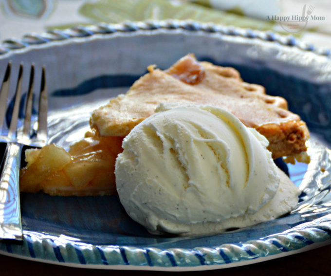 apple-pie-a-la-mode-dessert