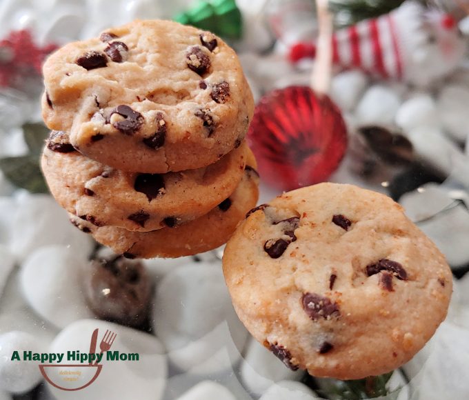 little bites mini chocolate chip cookies-holiday